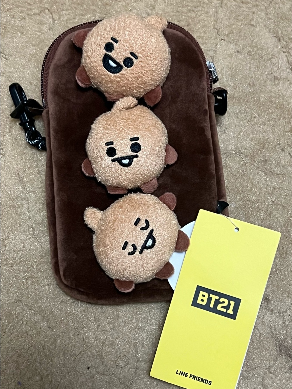 BT21 Shooky Crossbody phone bag